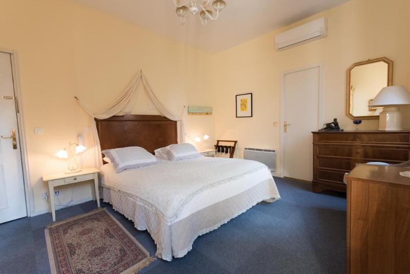Hotel Les Armoiries Valbonne Luaran gambar