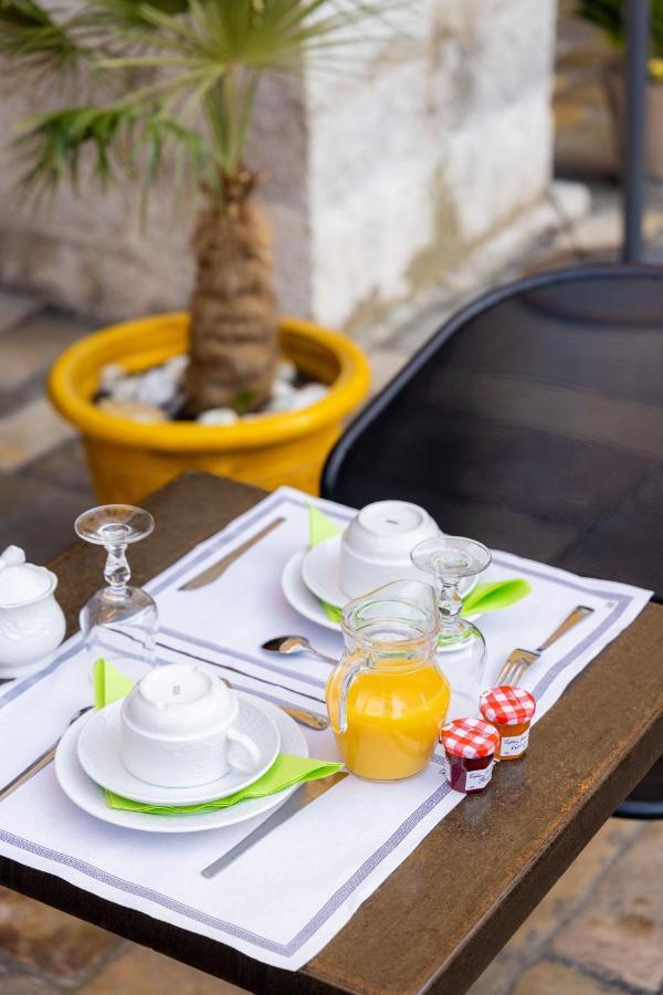 Hotel Les Armoiries Valbonne Luaran gambar
