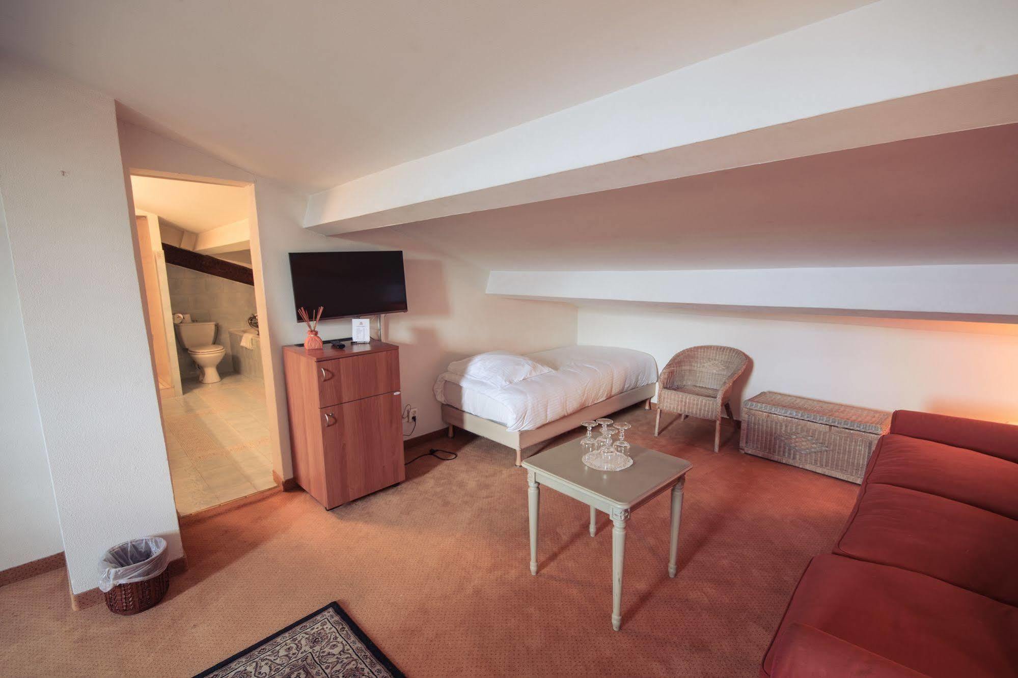 Hotel Les Armoiries Valbonne Luaran gambar